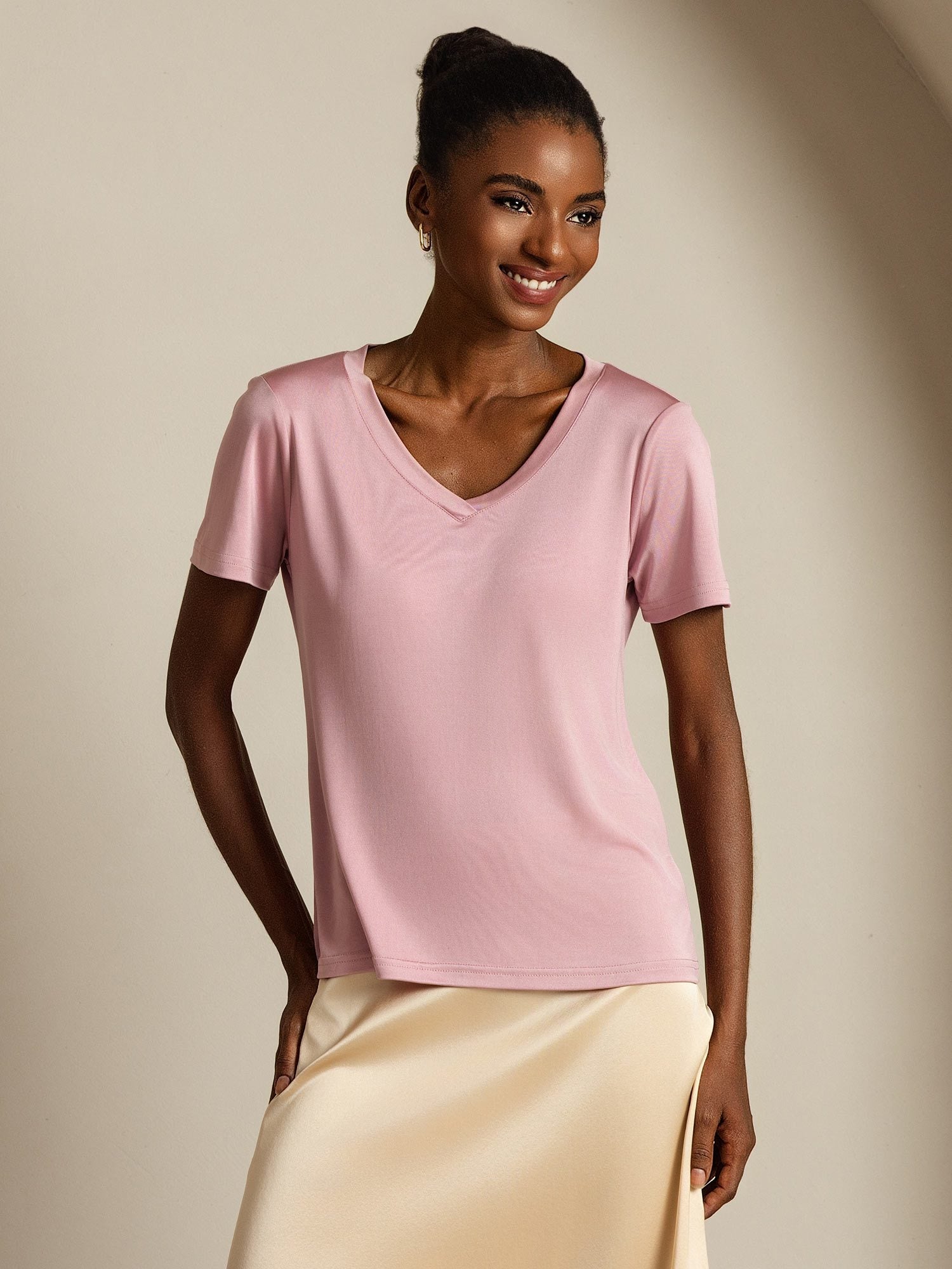 Pure Silk V-Neck Short Sleeves Women's T-Shirt